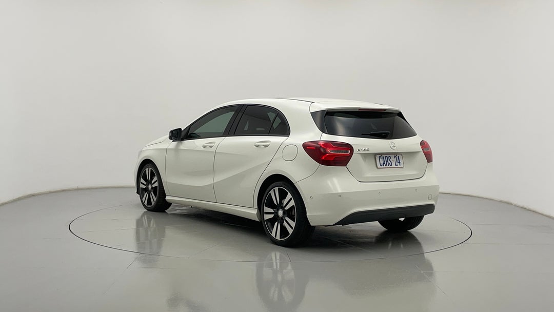 Left Back Diagonal (45- Degree) View