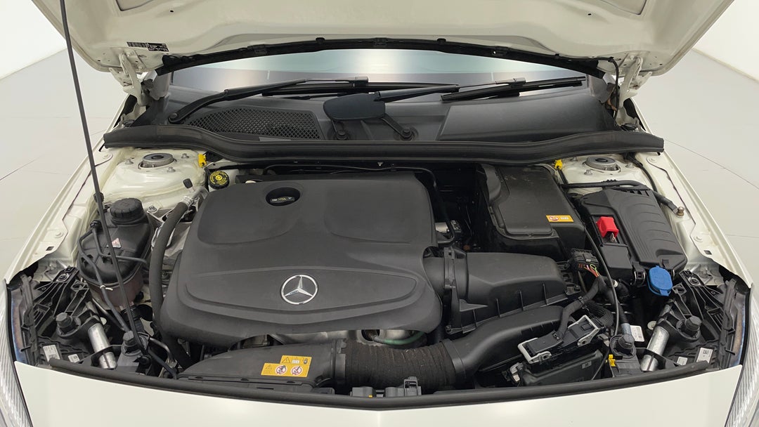Open Bonnet (Engine)
