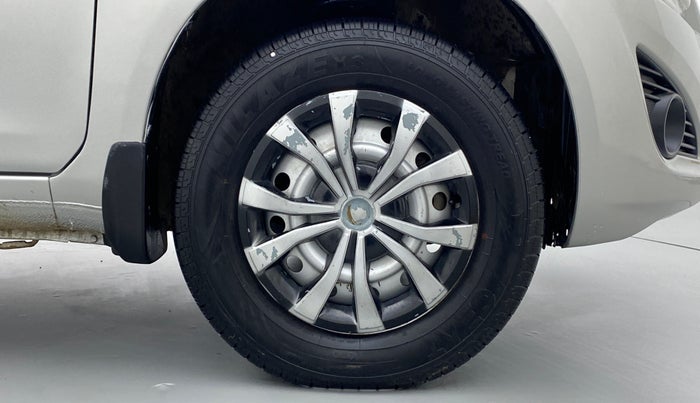 2014 Maruti Ritz LXI, CNG, Manual, 88,427 km, Right Front Wheel