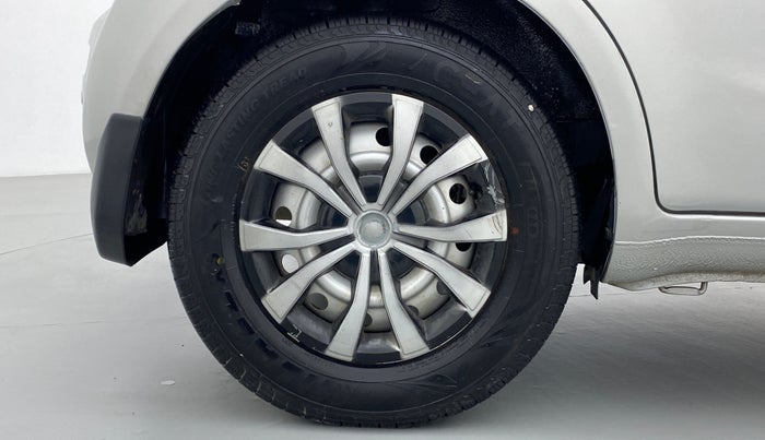 2014 Maruti Ritz LXI, CNG, Manual, 88,427 km, Right Rear Wheel
