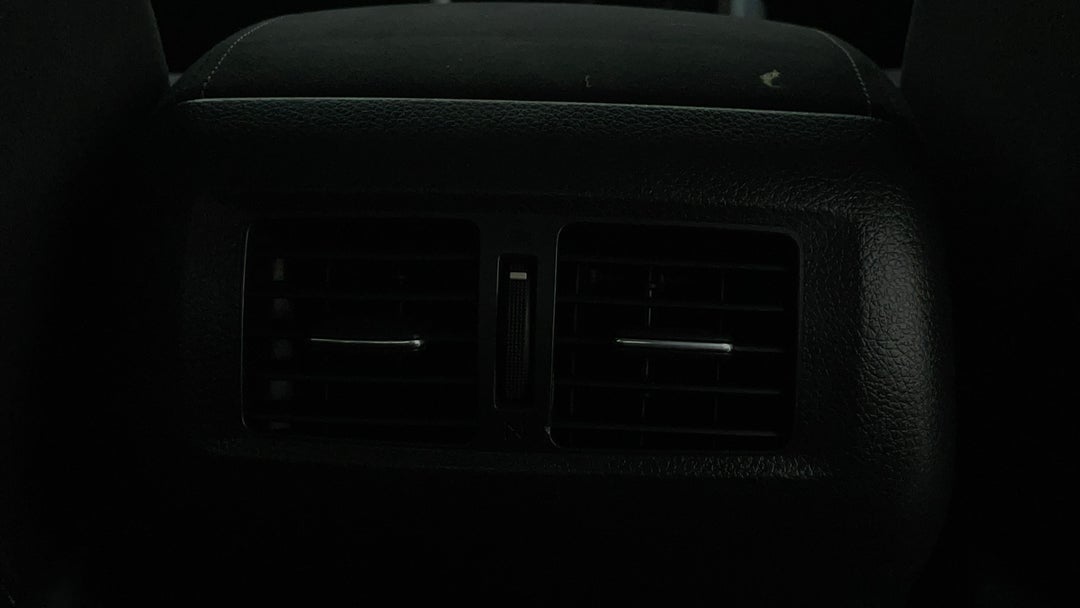 Rear A/C Vent