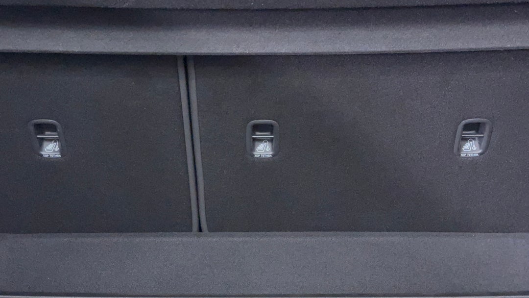 2020 Hyundai i30 Go, Automatic, 143570 km, Child Seat Anchor Points