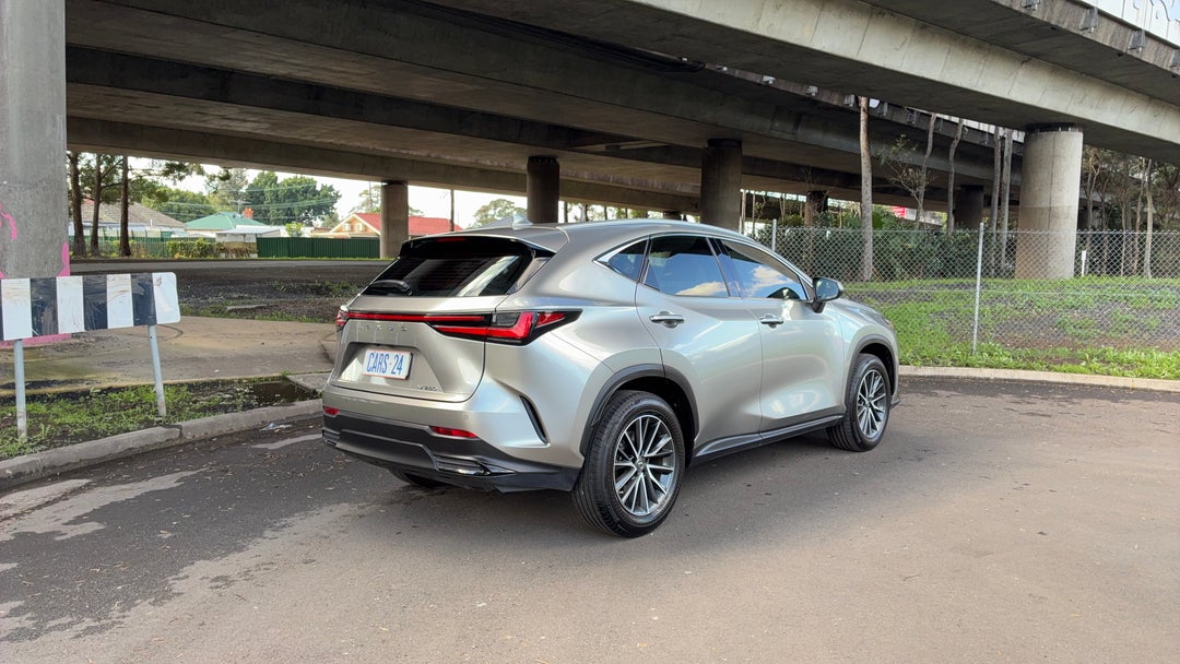 2022 Lexus Nx250 2wd, Automatic, 69148 km, Right Back Diagonal (45- Degree) View