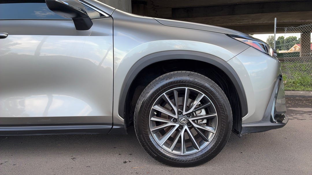 2022 Lexus Nx250 2wd, Automatic, 69148 km, Right Front Wheel