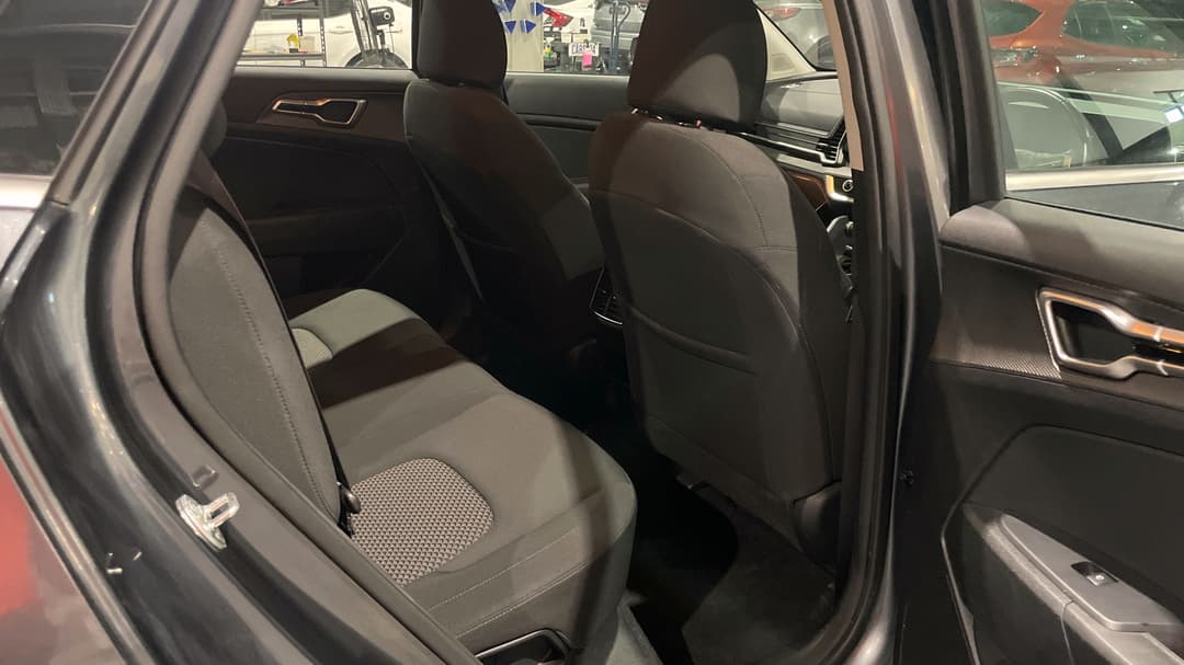 2023 Kia Sportage S (FWD), Automatic, 48743 km, Right Side Rear Door Cabin View