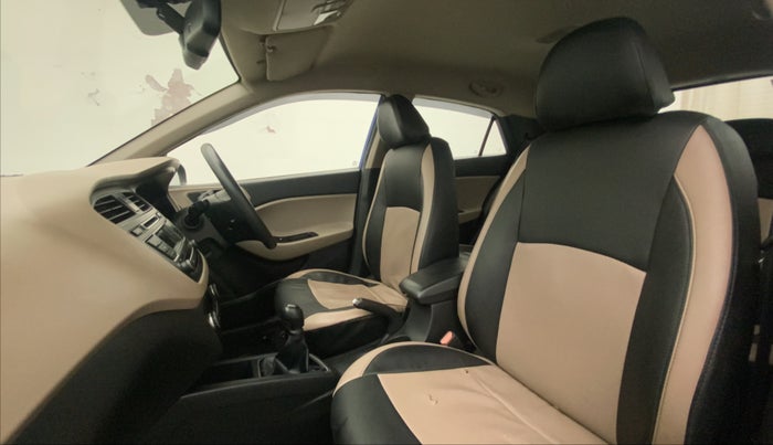 2015 Hyundai Elite i20 SPORTZ 1.2, Petrol, Manual, 63,269 km, Right Side Front Door Cabin