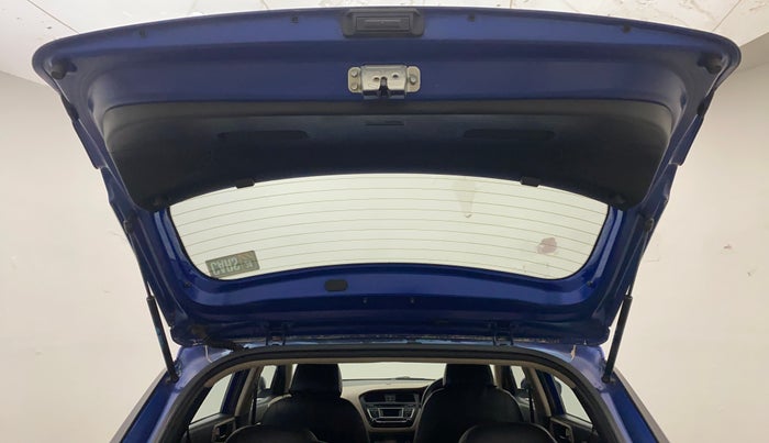 2015 Hyundai Elite i20 SPORTZ 1.2, Petrol, Manual, 63,269 km, Boot Door Open