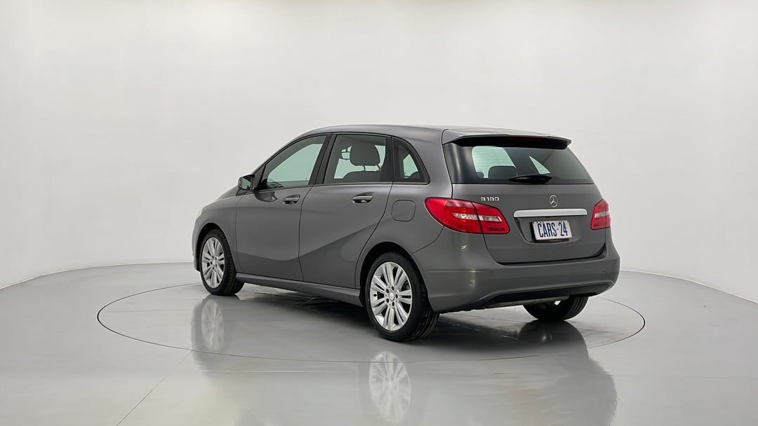 Left Back Diagonal (45- Degree) View