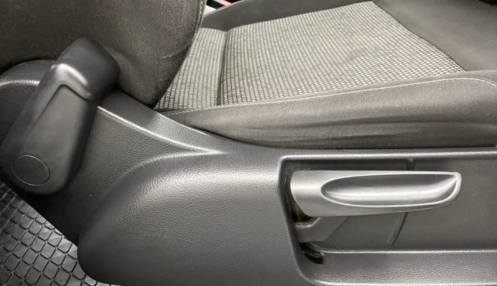 2016 Volkswagen Polo COMFORTLINE 1.2L PETROL, Petrol, Manual, 69,375 km, Driver Side Adjustment Panel