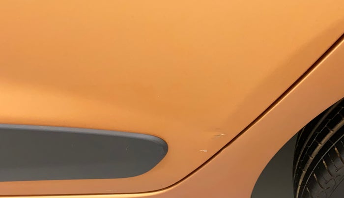 2014 Hyundai Grand i10 SPORTZ 1.2 KAPPA VTVT, Petrol, Manual, 40,604 km, Rear left door - Slightly dented