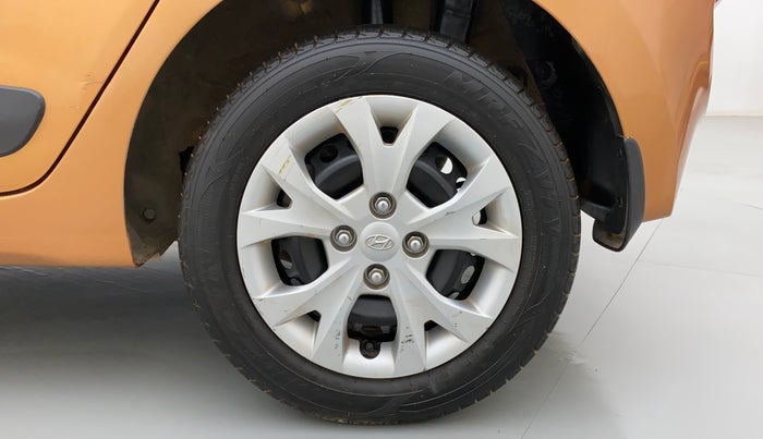2014 Hyundai Grand i10 SPORTZ 1.2 KAPPA VTVT, Petrol, Manual, 40,604 km, Left Rear Wheel