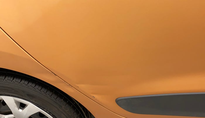2014 Hyundai Grand i10 SPORTZ 1.2 KAPPA VTVT, Petrol, Manual, 40,604 km, Right rear door - Minor scratches