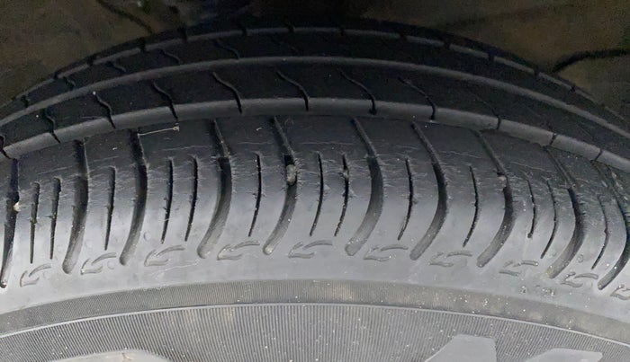 2021 Maruti S PRESSO VXI, Petrol, Manual, 13,458 km, Right Front Tyre Tread