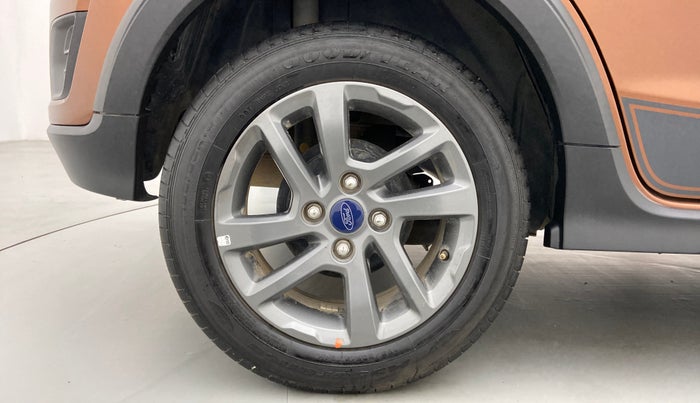 2019 Ford FREESTYLE TITANIUM 1.2 TI-VCT MT, Petrol, Manual, 20,497 km, Right Rear Wheel