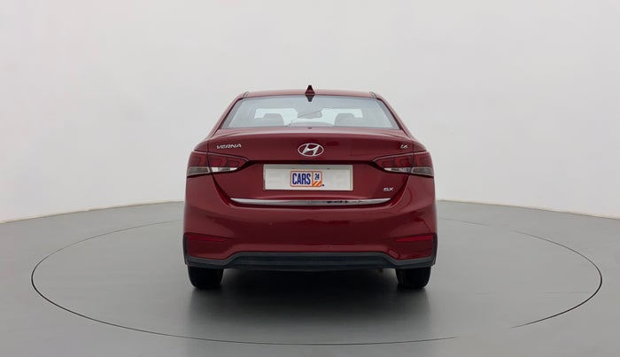 2018 Hyundai Verna 1.6 SX VTVT (O), Petrol, Manual, 41,233 km, Back/Rear