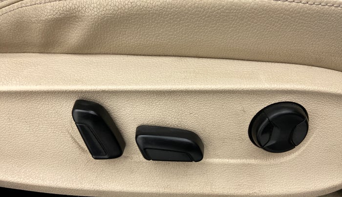 2015 Volkswagen Jetta HIGHLINE TDI AT, Diesel, Automatic, 93,455 km, Driver Side Adjustment Panel