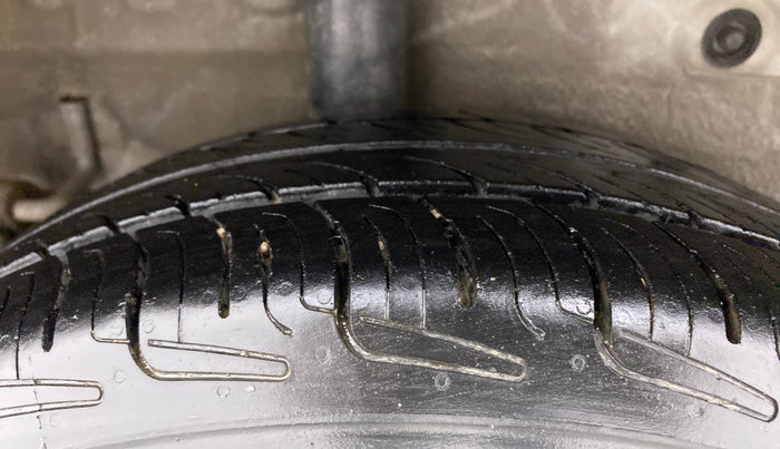 2014 Maruti Celerio VXI AMT, Petrol, Automatic, 72,041 km, Right Rear Tyre Tread