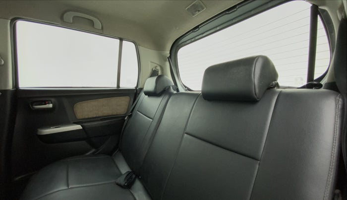 2013 Maruti Wagon R 1.0 VXI, Petrol, Manual, 64,628 km, Right Side Rear Door Cabin