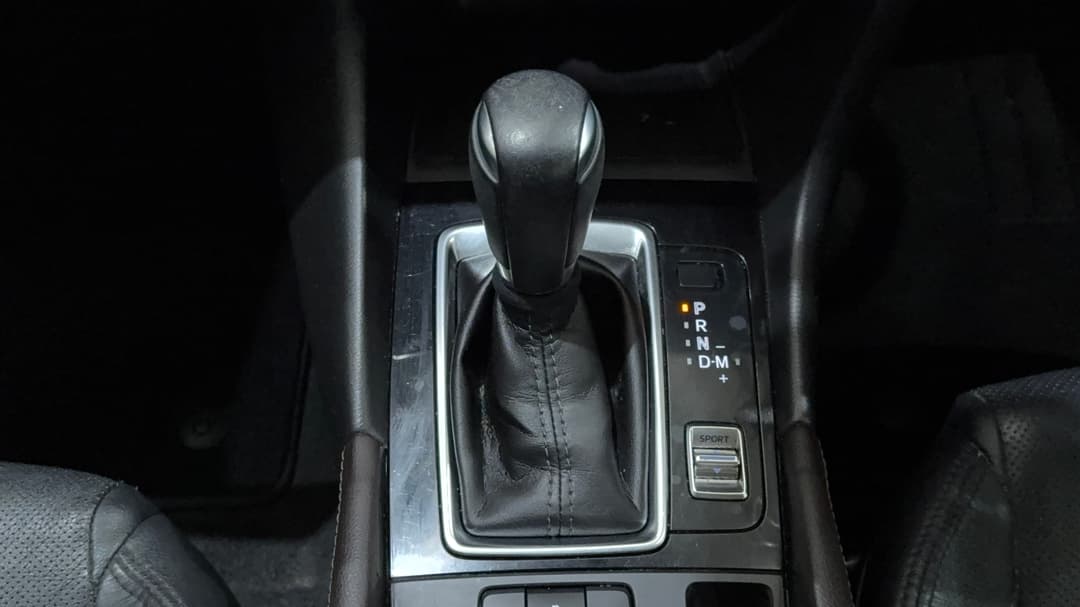 2016 Mazda Mazda3 Touring, Automatic, 99375 km, Gear Lever 