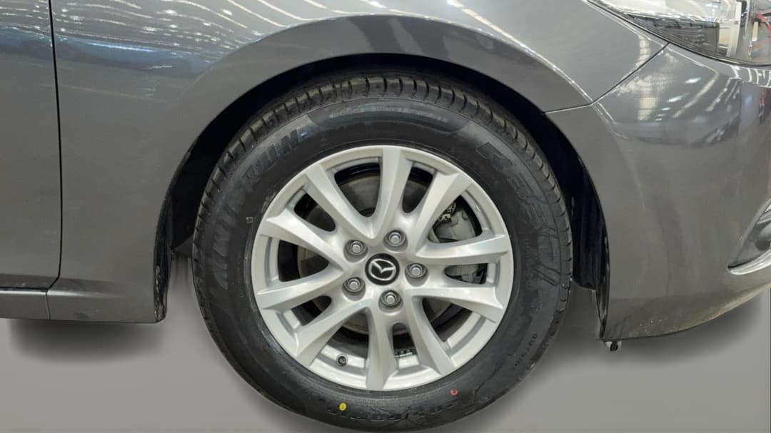 2016 Mazda Mazda3 Touring, Automatic, 99375 km, Right Front Wheel