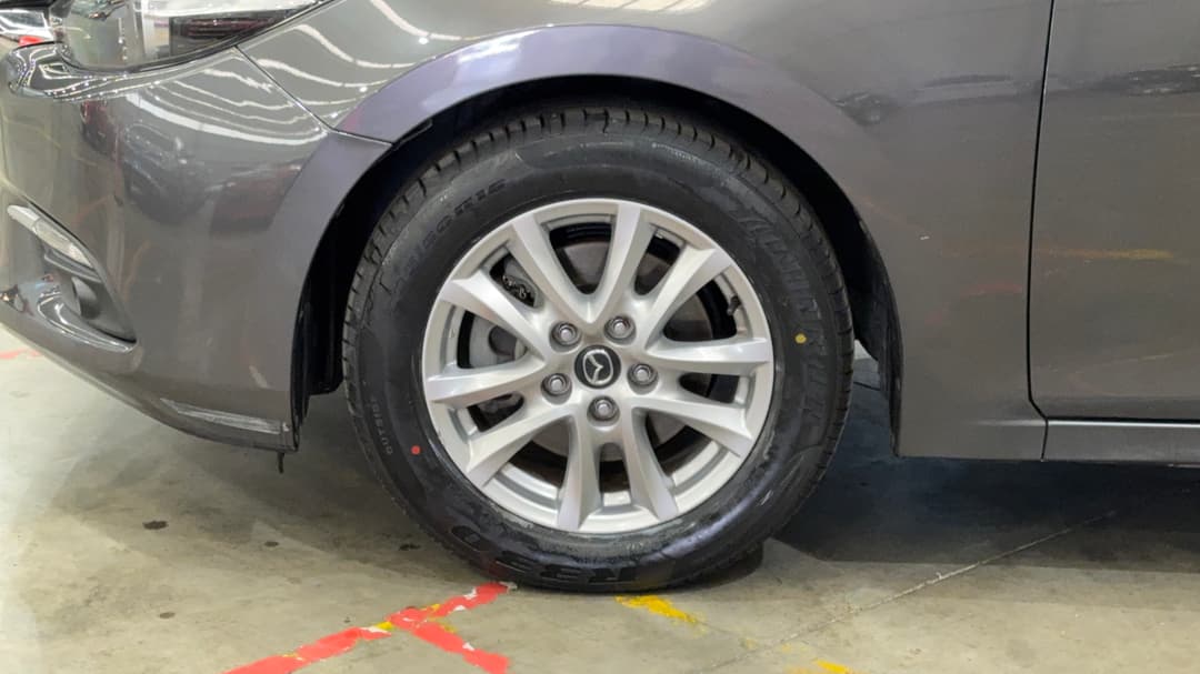 2016 Mazda Mazda3 Touring, Automatic, 99375 km, Left Front Wheel