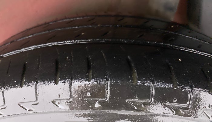 2017 Maruti IGNIS ZETA 1.2 K12, Petrol, Manual, 35,482 km, Left Rear Tyre Tread