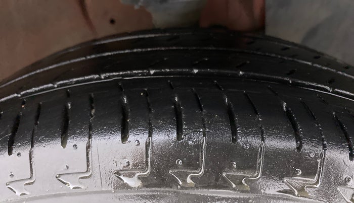 2017 Maruti IGNIS ZETA 1.2 K12, Petrol, Manual, 35,482 km, Right Front Tyre Tread
