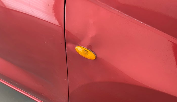 2017 Datsun Redi Go T (O), Petrol, Manual, 56,755 km, Right fender - Slightly dented
