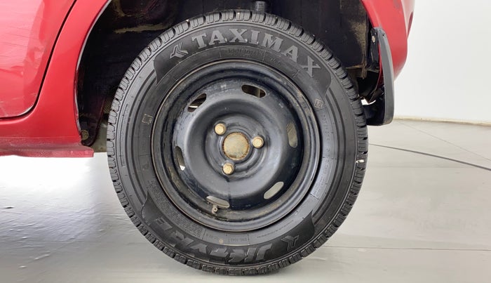 2017 Datsun Redi Go T (O), Petrol, Manual, 56,755 km, Left Rear Wheel