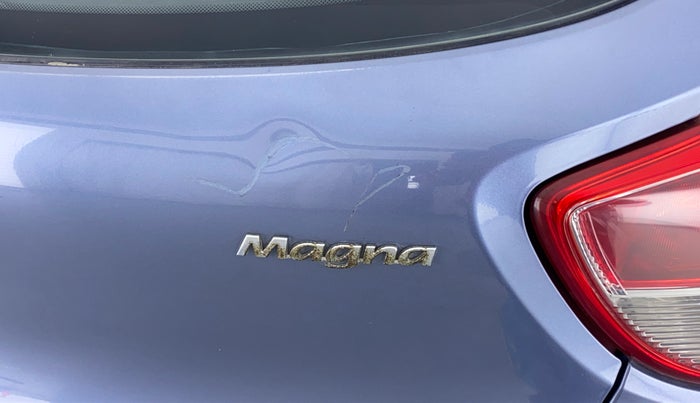 2015 Hyundai Grand i10 MAGNA 1.2 KAPPA VTVT, Petrol, Manual, 39,109 km, Dicky (Boot door) - Slightly dented