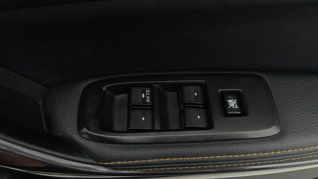 2019 Ford Ranger Wildtrak 3.2 (4x4), Automatic, 51531 km, Drivers Side Door Panel Controls