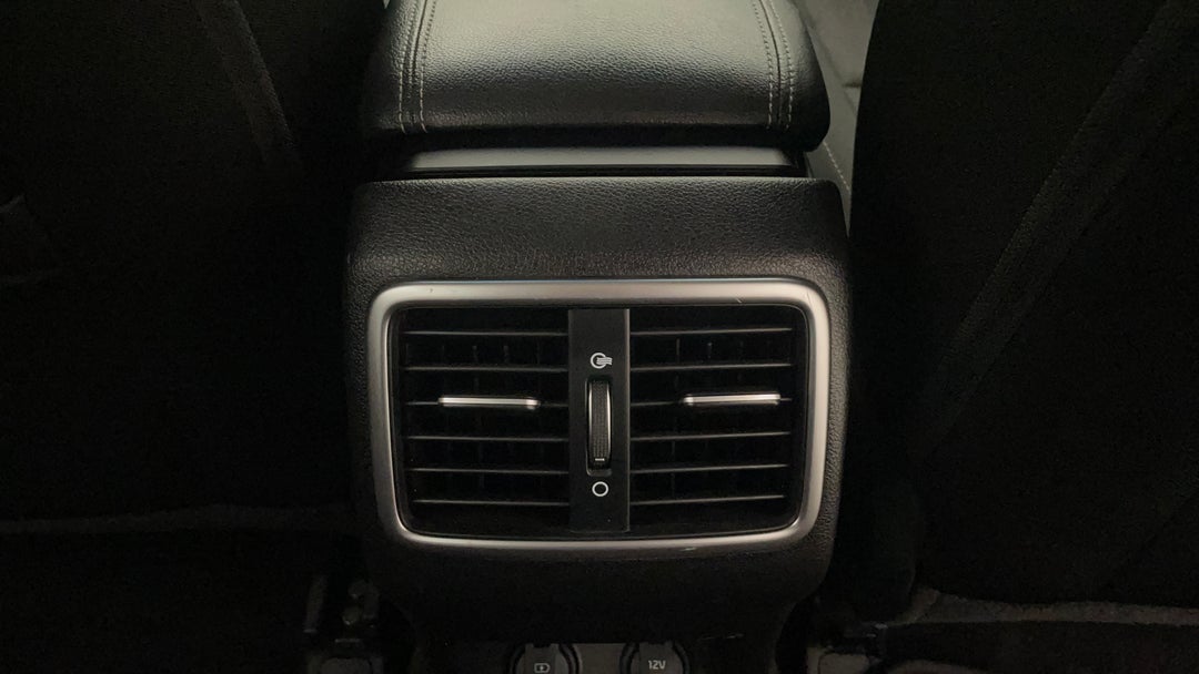 2016 Kia Sportage Si (fwd), Automatic, 145686 km, Rear A/C Vent