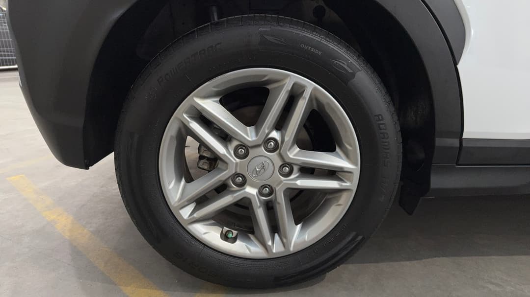 2020 Hyundai Kona Active (FWD), Automatic, 105283 km, Right Rear Wheel