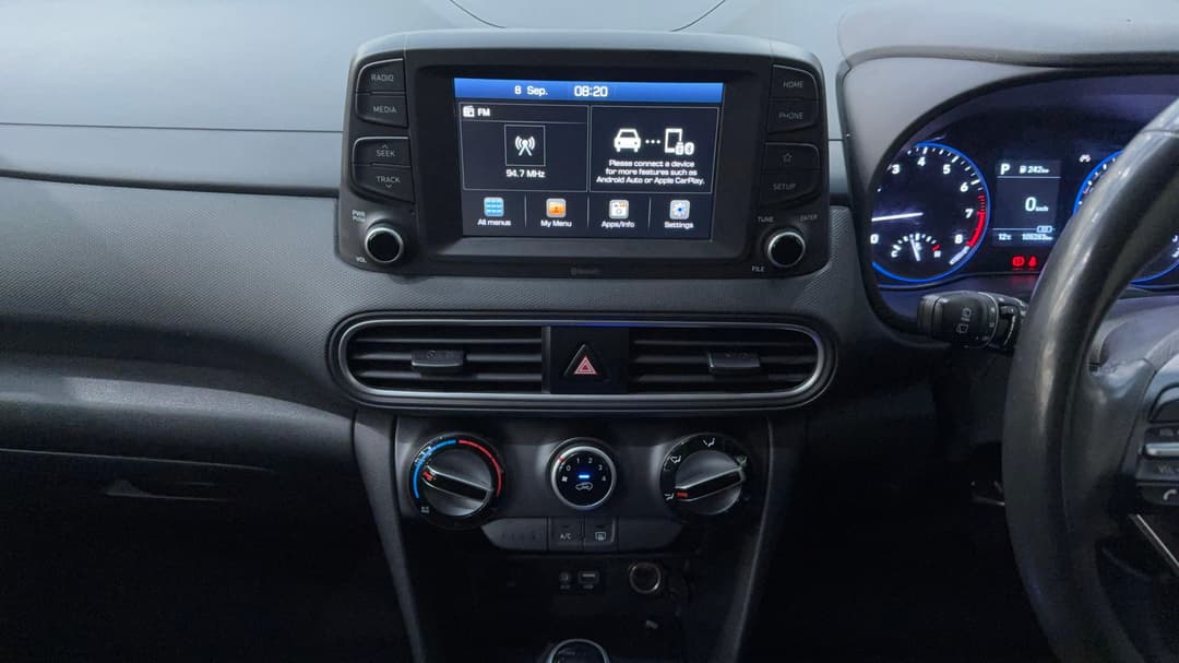 2020 Hyundai Kona Active (FWD), Automatic, 105283 km, Center Console