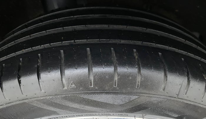 2021 Maruti Baleno ZETA 1.2 K12, Petrol, Manual, 27,265 km, Right Rear Tyre Tread