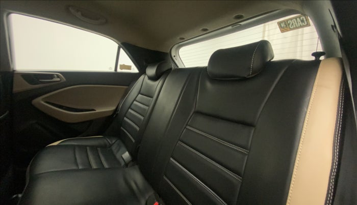 2017 Hyundai Elite i20 ASTA 1.4 CRDI (O), Diesel, Manual, 77,353 km, Right Side Rear Door Cabin