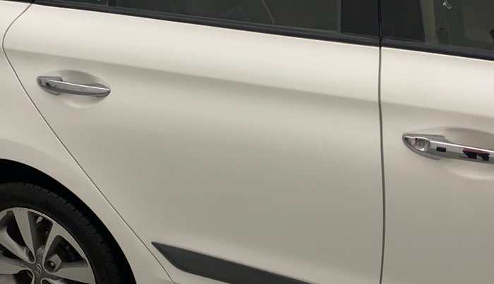 2017 Hyundai Elite i20 ASTA 1.4 CRDI (O), Diesel, Manual, 77,353 km, Right rear door - Paint has faded