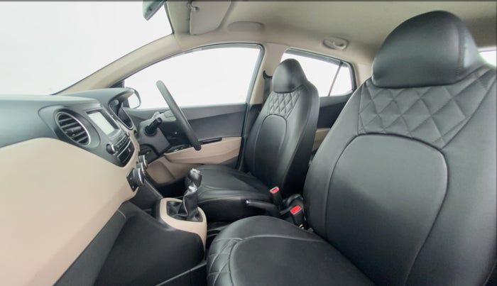 2017 Hyundai Grand i10 SPORTZ 1.2 KAPPA VTVT, Petrol, Manual, 25,915 km, Right Side Front Door Cabin