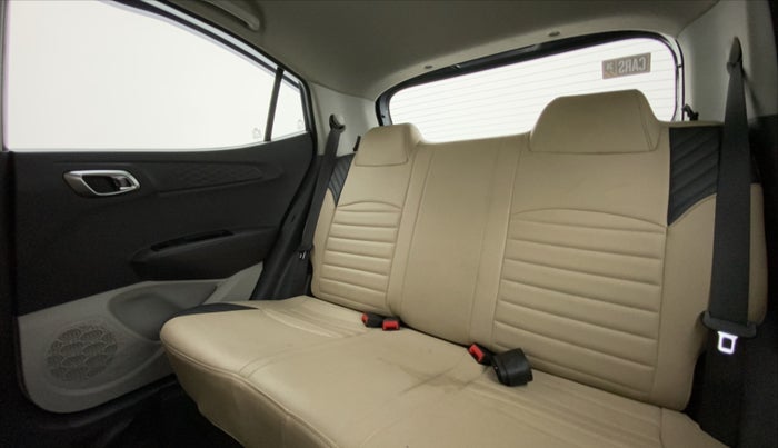 2021 Hyundai GRAND I10 NIOS SPORTZ 1.2 KAPPA VTVT CNG, CNG, Manual, 42,015 km, Right Side Rear Door Cabin