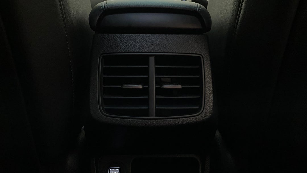 Rear A/C Vent