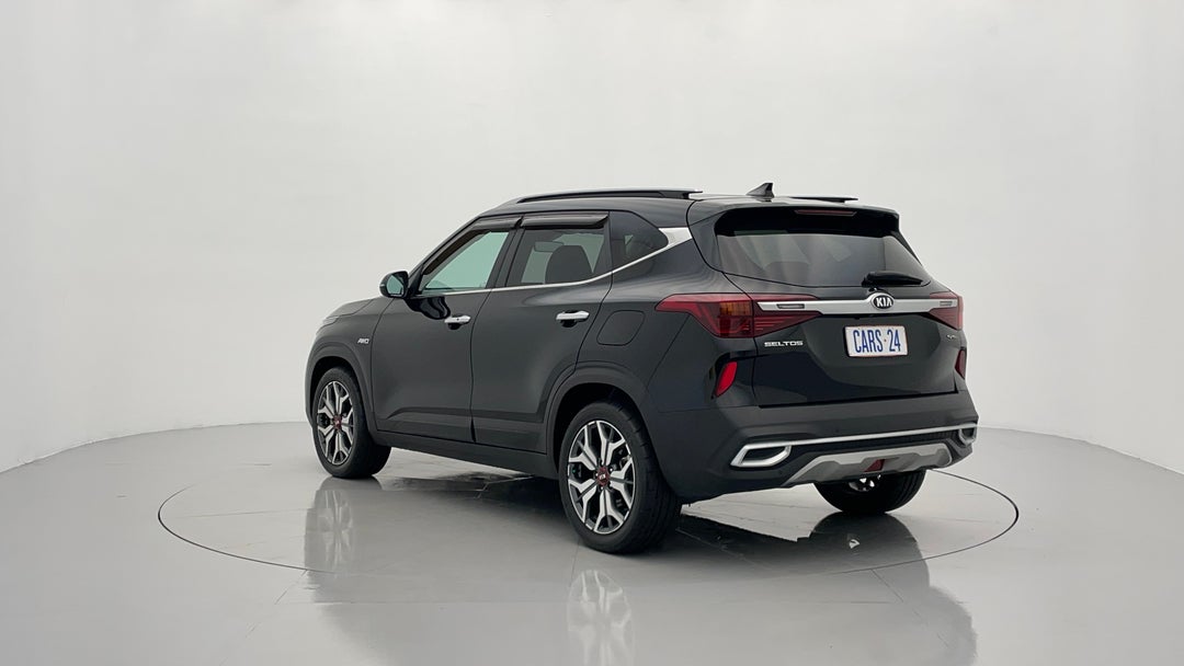 Left Back Diagonal (45- Degree) View