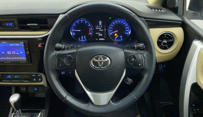 2017 Toyota Corolla Altis VL AT, Petrol, Automatic, 66,207 km, Steering Wheel Close Up