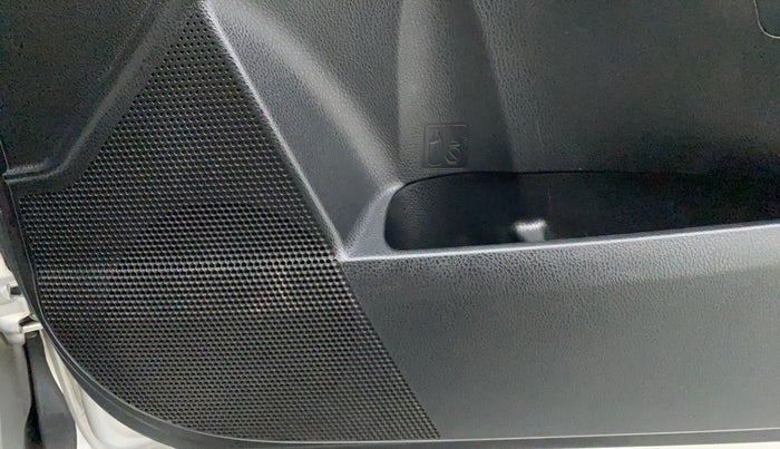 2017 Toyota Corolla Altis VL AT, Petrol, Automatic, 66,207 km, Speaker