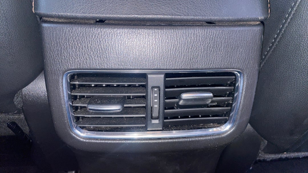 Rear A/C Vent