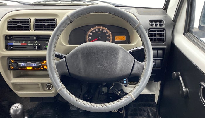 2017 Maruti Eeco 5 STR WITH AC PLUSHTR, Petrol, Manual, 18,001 km, Steering Wheel Close Up