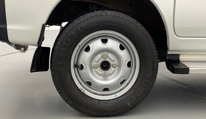 2017 Maruti Eeco 5 STR WITH AC PLUSHTR, Petrol, Manual, 18,001 km, Right Rear Wheel