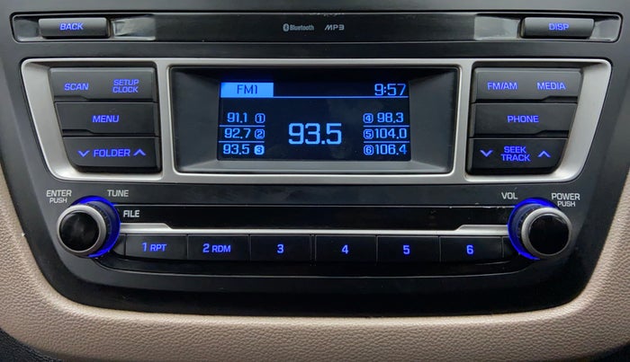 2017 Hyundai Elite i20 SPORTZ 1.2, Petrol, Manual, 22,570 km, Infotainment System