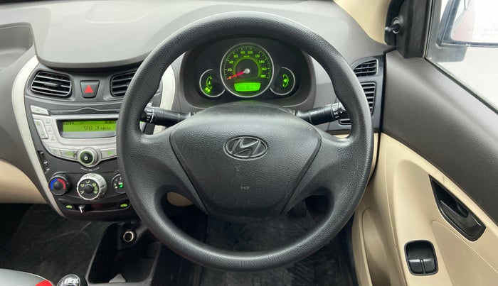 2016 Hyundai Eon MAGNA +, Petrol, Manual, 60,578 km, Steering Wheel Close Up