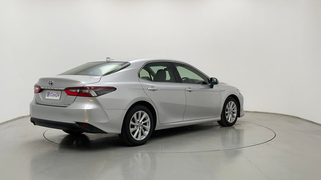 Right Back Diagonal (45- Degree) View