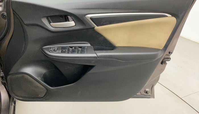 2015 Honda Jazz 1.2L I-VTEC V AT, Petrol, Automatic, 40,196 km, Driver Side Door Panels Control